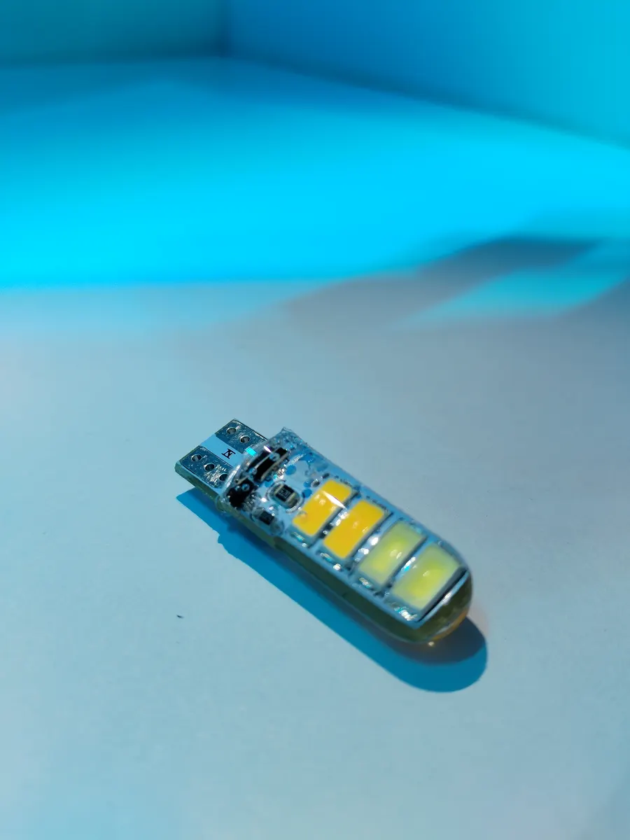 Referencia T10-8LED foto 2