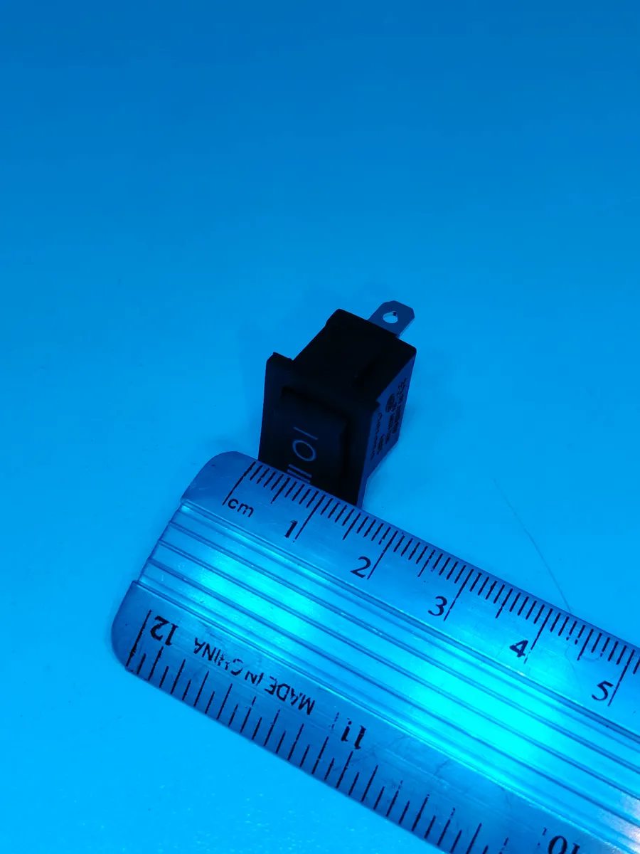 Referencia SWICH3POSICIONESPEQUEÑO iluminación LED