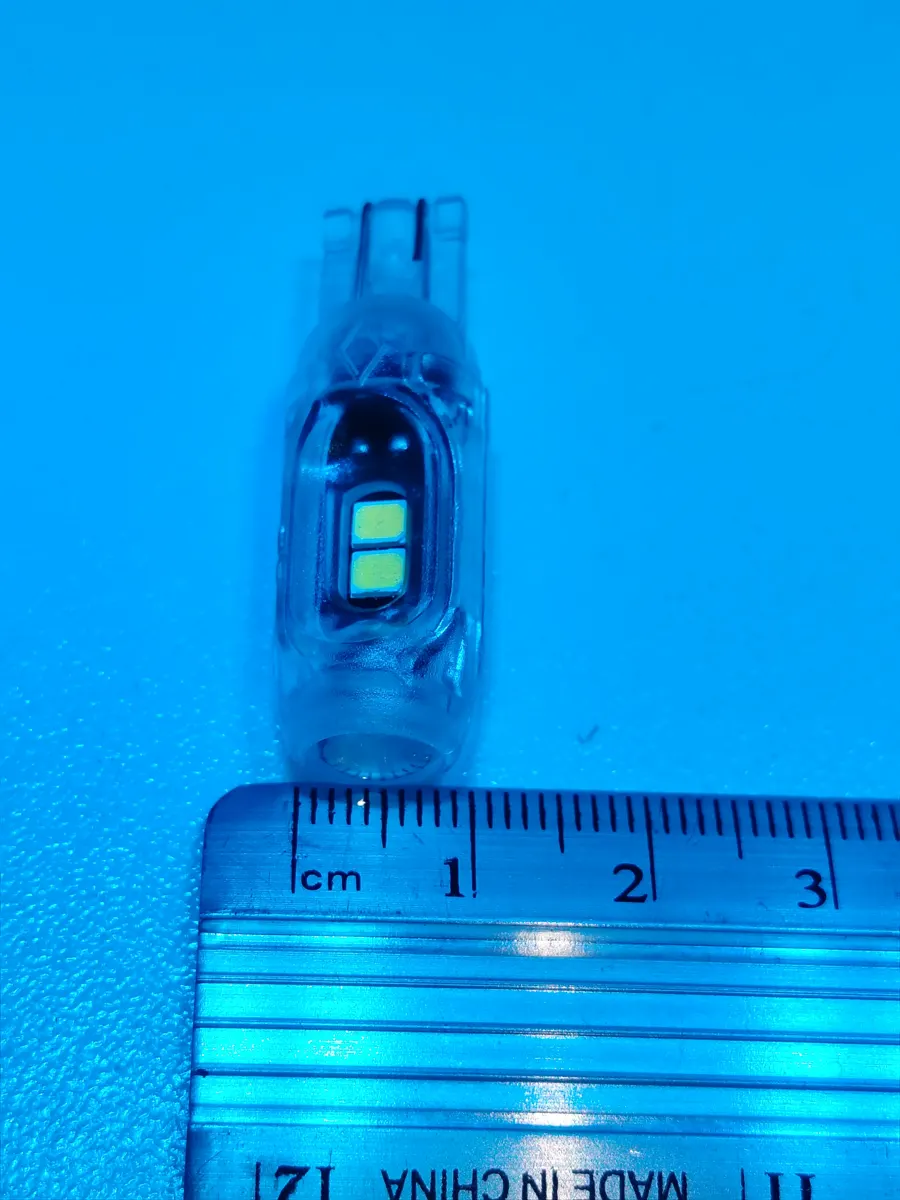 Referencia T10-4LED foto 3